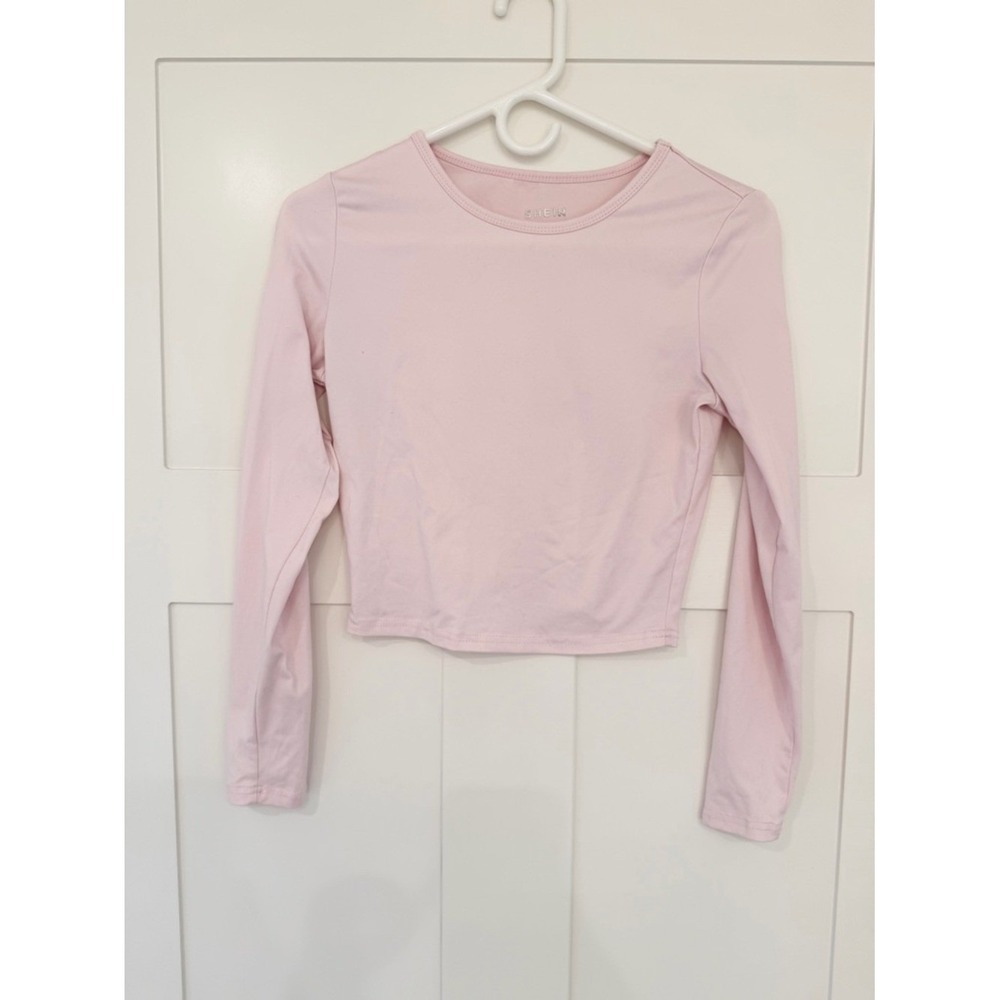 Soft Long-Sleeve Crewneck Crop Top